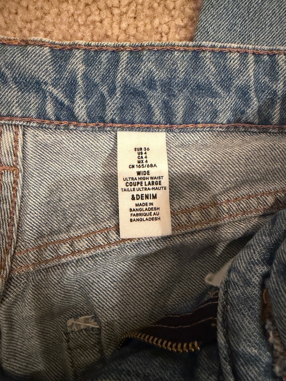 H&M Light Blue Wide Leg Jeans - Picture 4 of 4